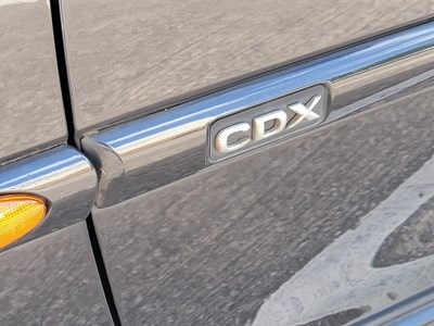 Lot 4 - 2001 Vauxhall Vectra 2.2i 16v CDX