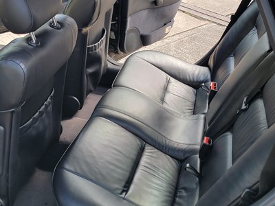 Lot 4 - 2001 Vauxhall Vectra 2.2i 16v CDX