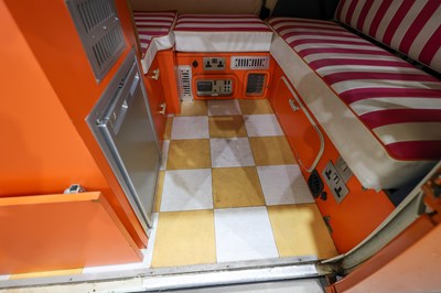 Lot 1972 Volkswagen T2 Westfalia