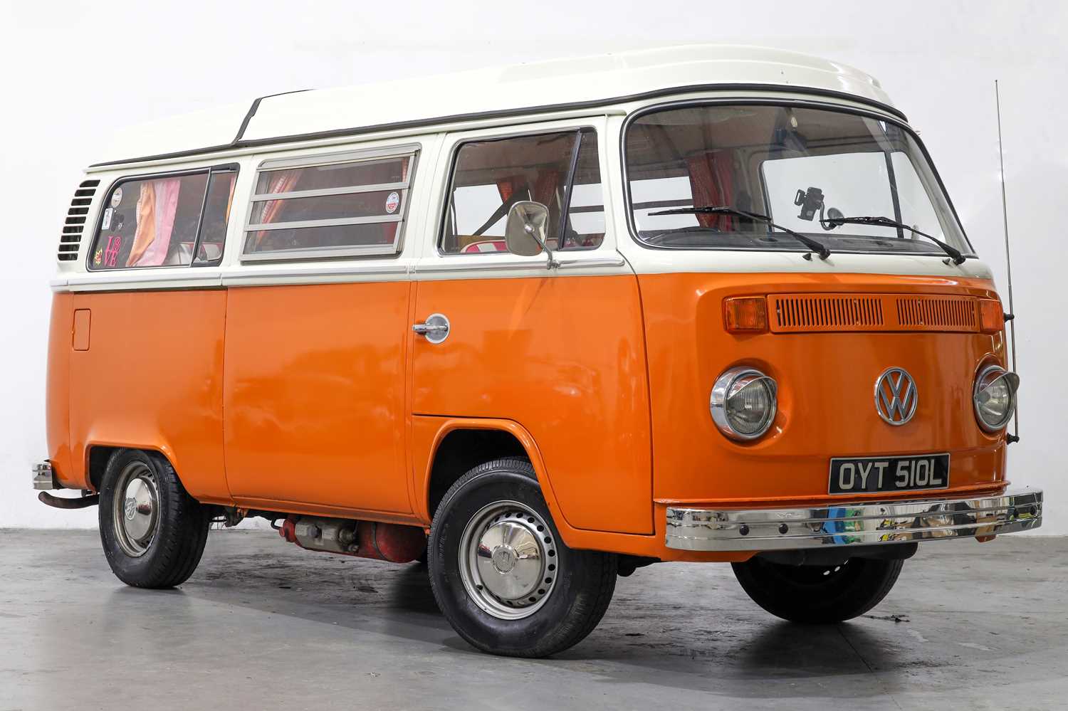 Lot 1972 Volkswagen T2 Westfalia