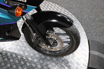 Lot 1994 Kawasaki GPX250R