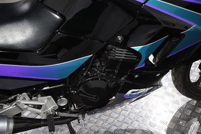 Lot 1994 Kawasaki GPX250R