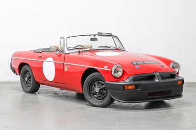 Lot 162 - 1977 MG B Roadster