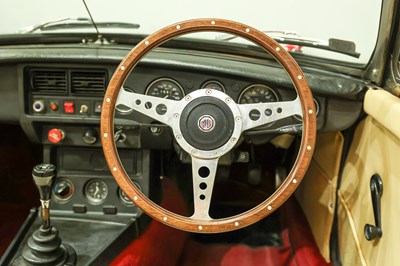 Lot 162 - 1977 MG B Roadster