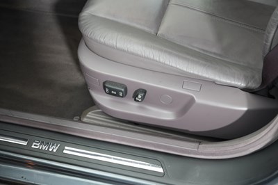 Lot 295 - 1998 BMW 735i (E38)
