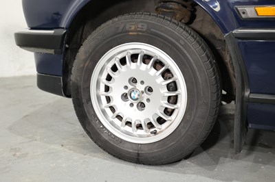 Lot 158 - 1990 BMW 320i Convertible