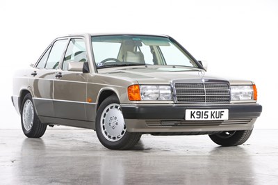 Lot 1992 Mercedes-Benz 190 E 2.0