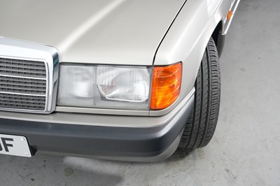 Lot 210 - 1992 Mercedes-Benz 190 E 2.0