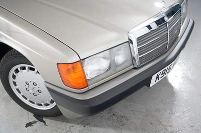 Lot 210 - 1992 Mercedes-Benz 190 E 2.0