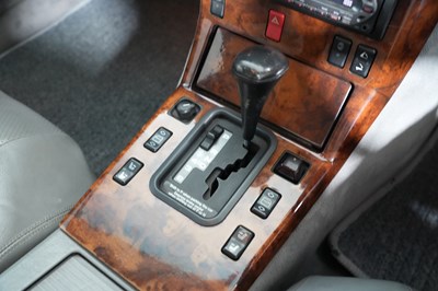 Lot 213 - 1990 Mercedes-Benz 300 SL-24