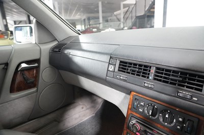Lot 213 - 1990 Mercedes-Benz 300 SL-24
