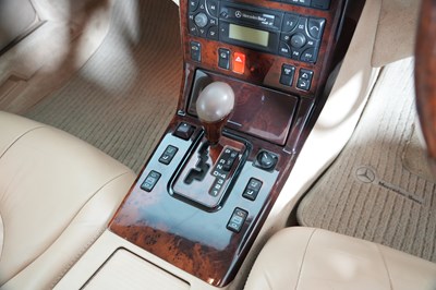 Lot 267 - 1998 Mercedes-Benz SL 280