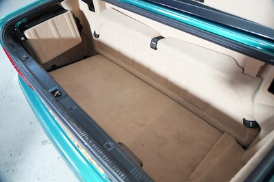 Lot 267 - 1998 Mercedes-Benz SL 280