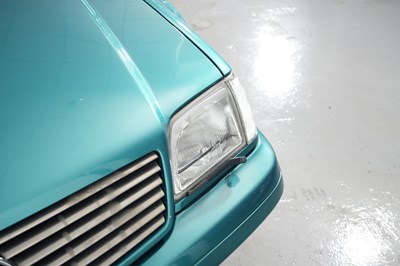 Lot 267 - 1998 Mercedes-Benz SL 280