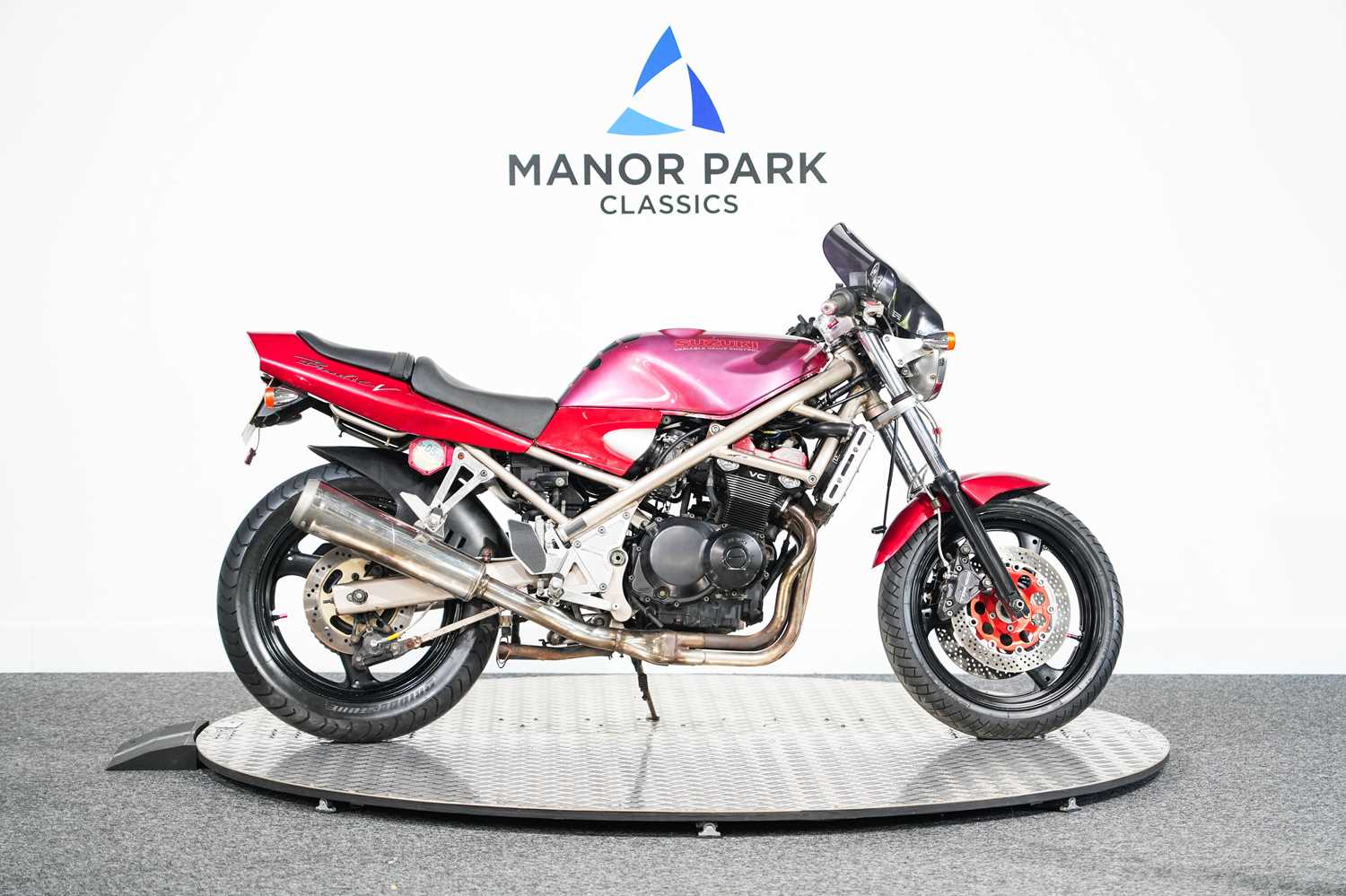 Lot 17 - 1998 Suzuki GSF400 Bandit