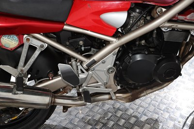 Lot 17 - 1998 Suzuki GSF400 Bandit
