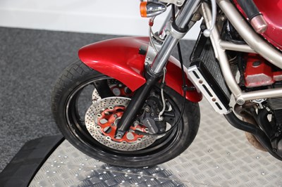 Lot 17 - 1998 Suzuki GSF400 Bandit