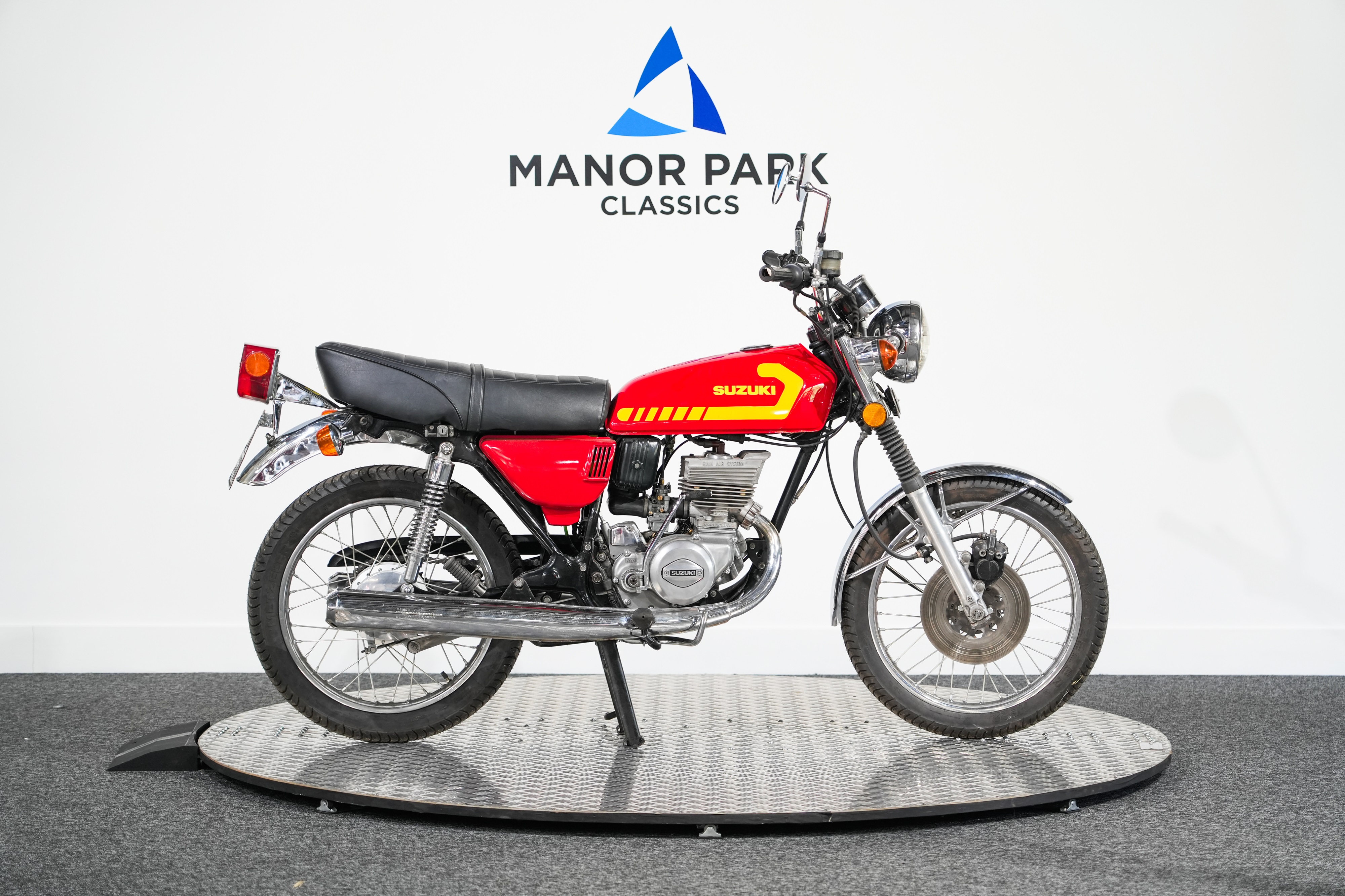 Lot 33 - 1979 Suzuki GT185