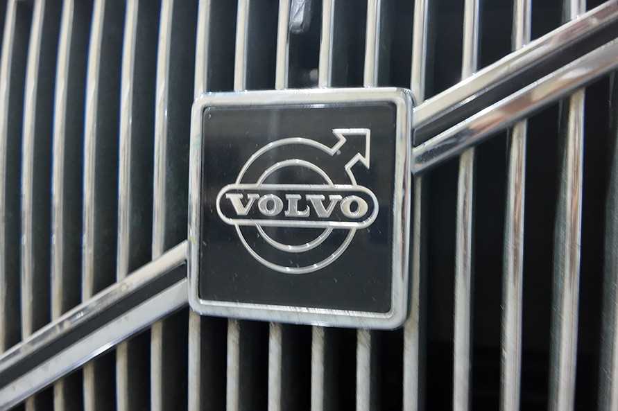 50 - 1993 Volvo 850SE