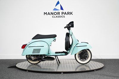Lot 1971 Vespa 125 GTR