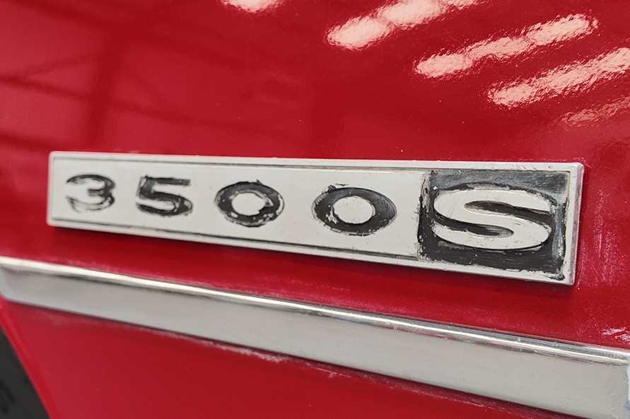 46 - 1972 Rover P6 3500s