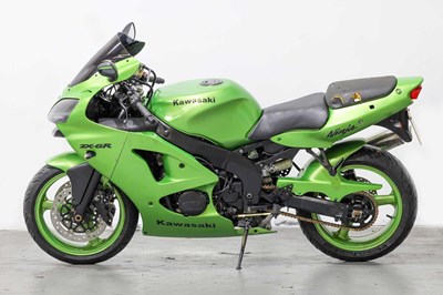 Lot 2000 Kawasaki Ninja ZX-6R J1