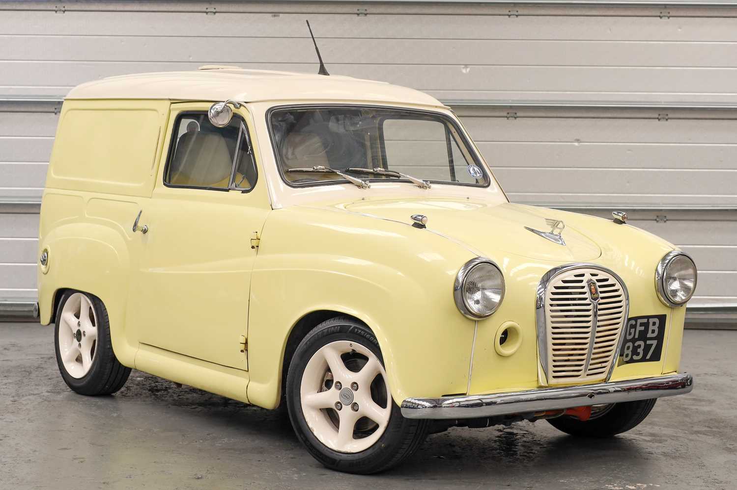 52 - 1956 Austin A35 Van