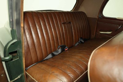 Lot 1955 Singer Hunter