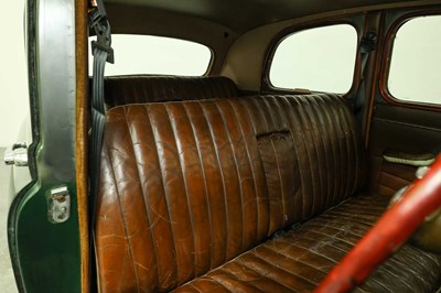 Lot 1955 Singer Hunter