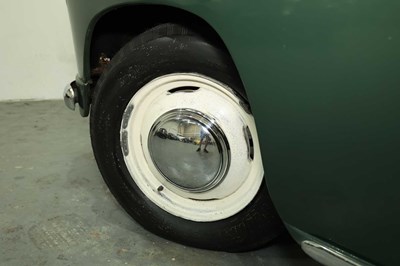 Lot 1955 Singer Hunter