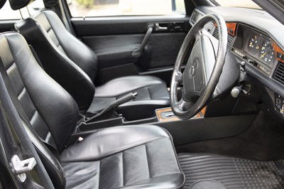 Lot 26 - 1993 Mercedes-Benz 190 E 2.6