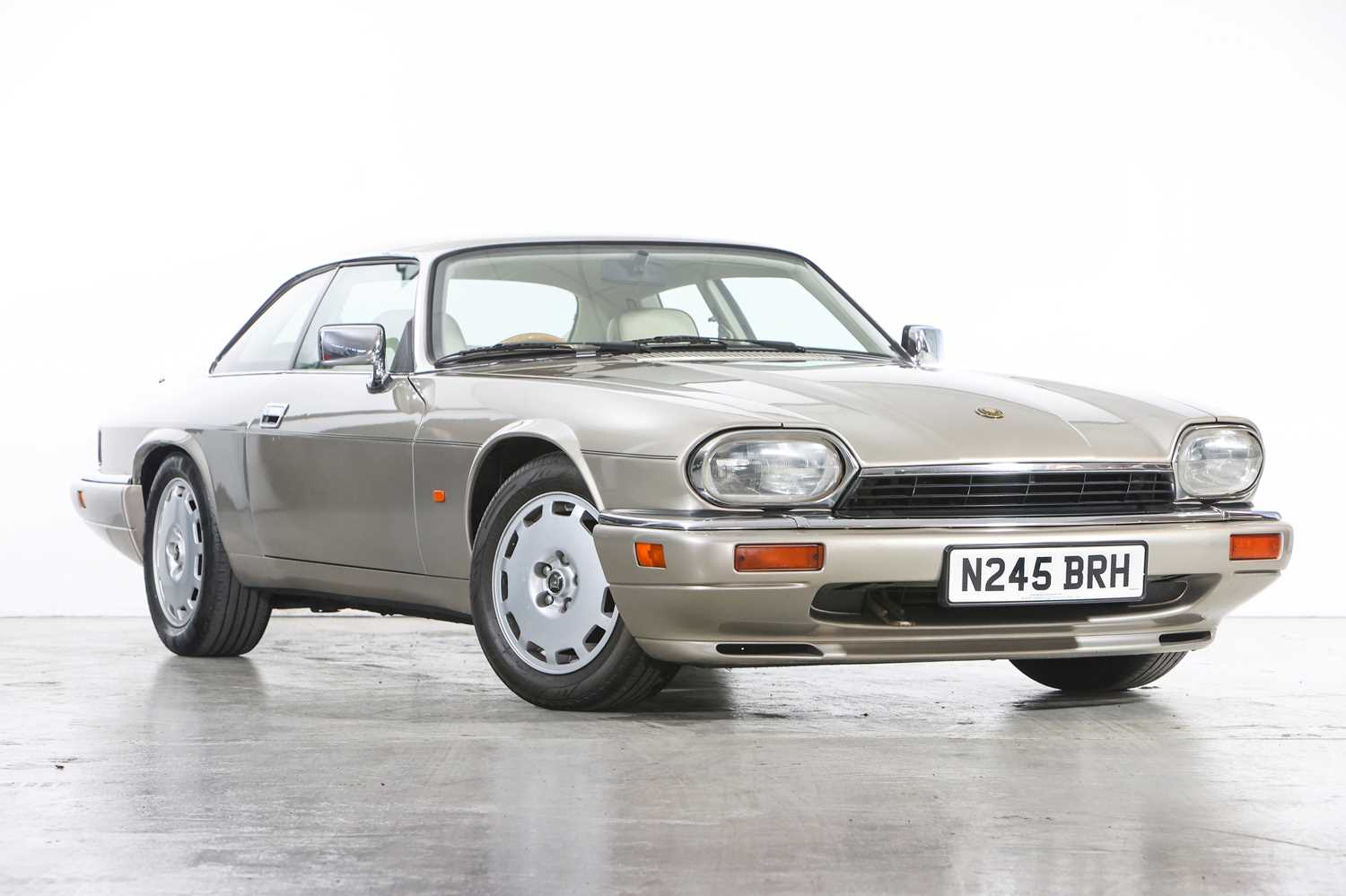 391 - 1996 Jaguar XJS 4.0 Celebration