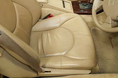 Lot 1998 Mercedes SL320