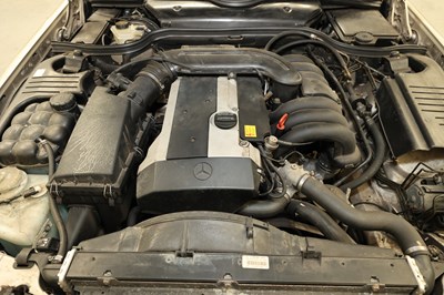 Lot 1998 Mercedes SL320