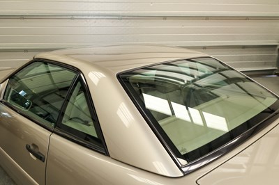 Lot 1998 Mercedes SL320