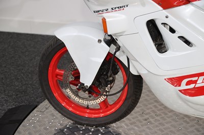Lot 1988 Honda CBR600F-J