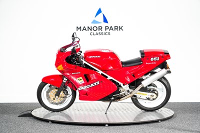 Lot 1990 Ducati 851