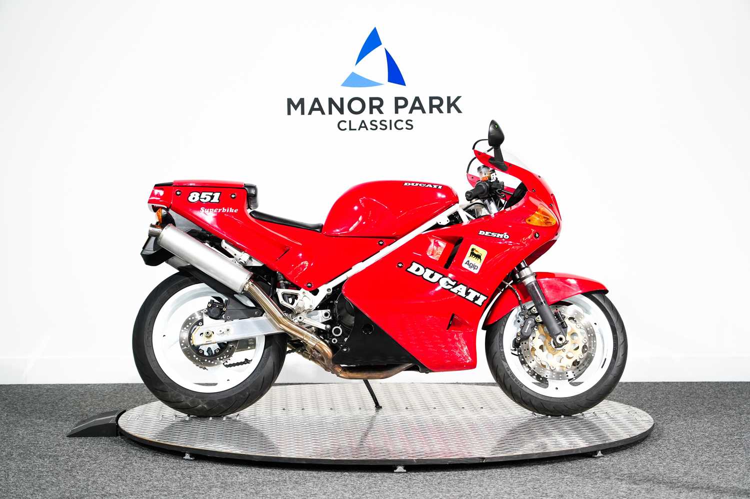165 - 1990 Ducati 851