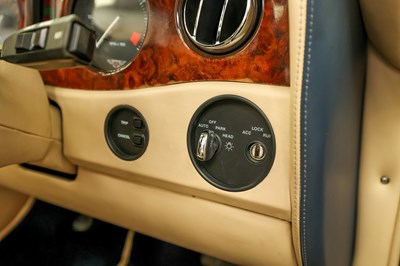Lot 128 - 2001 Bentley Azure