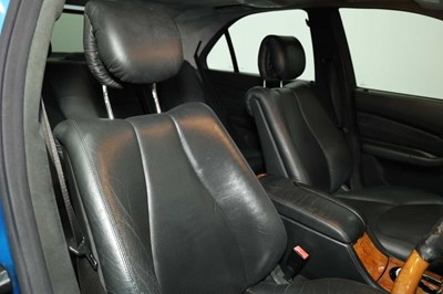 Lot 2000 Mercedes-Benz S55 AMG