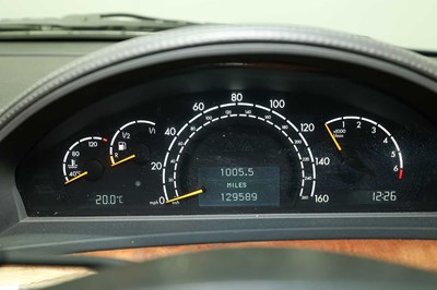 Lot 2000 Mercedes-Benz S55 AMG