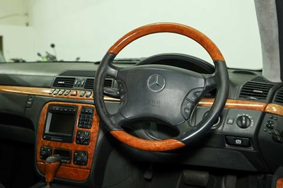 Lot 2000 Mercedes-Benz S55 AMG