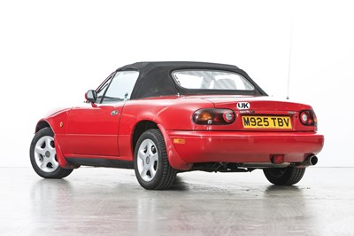 Lot 1994 Mazda MX-5 1.8i