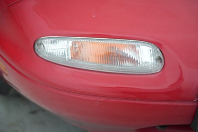 Lot 1994 Mazda MX-5 1.8i