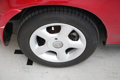 Lot 1994 Mazda MX-5 1.8i