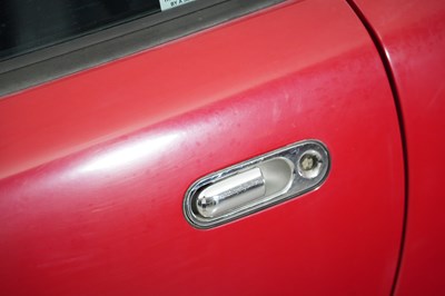 Lot 1994 Mazda MX-5 1.8i