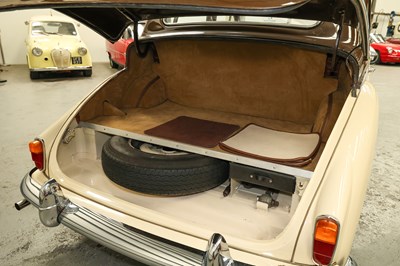Lot 1959 Armstrong Siddeley Star Sapphire