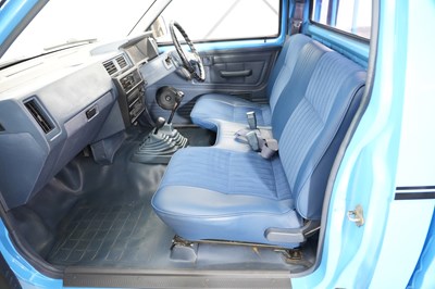 Lot 1987 Nissan D21 4.0 4WD Pickup