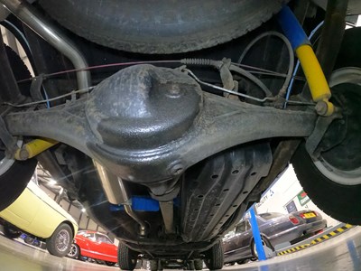 Lot 1987 Nissan D21 4.0 4WD Pickup
