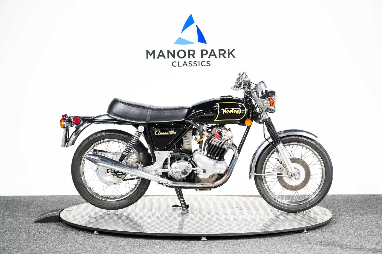 161 - 1972 Norton Commando 750